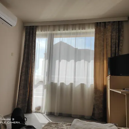 Къща За Гости Карамел Gæstehus *